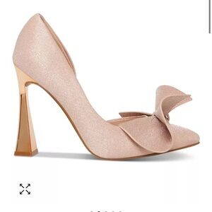 *BRAND NEW* BETSEY JOHNSON Champagne Heels